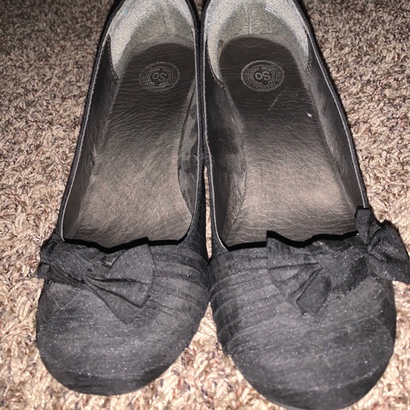 SO Short Pump Black Heels - Picture 2 of 5